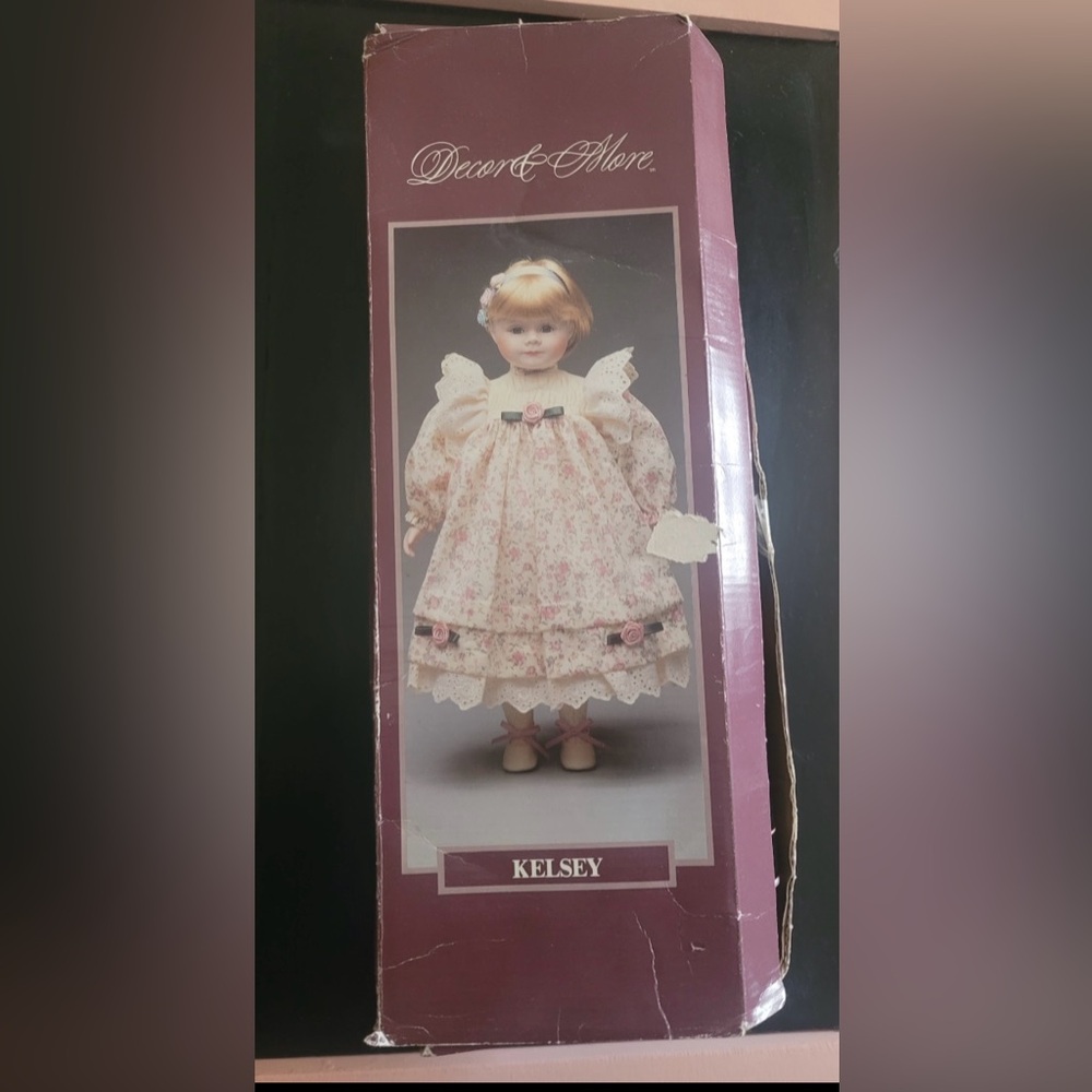 China doll Kelsey